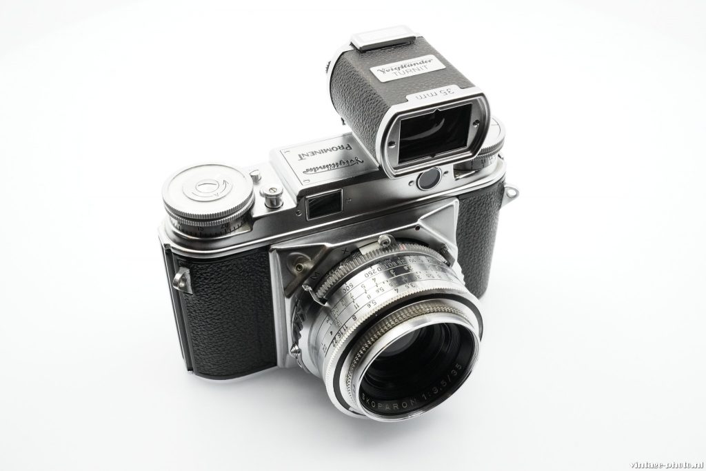 A world apart: Voigtlander Prominent - Vintage-photo