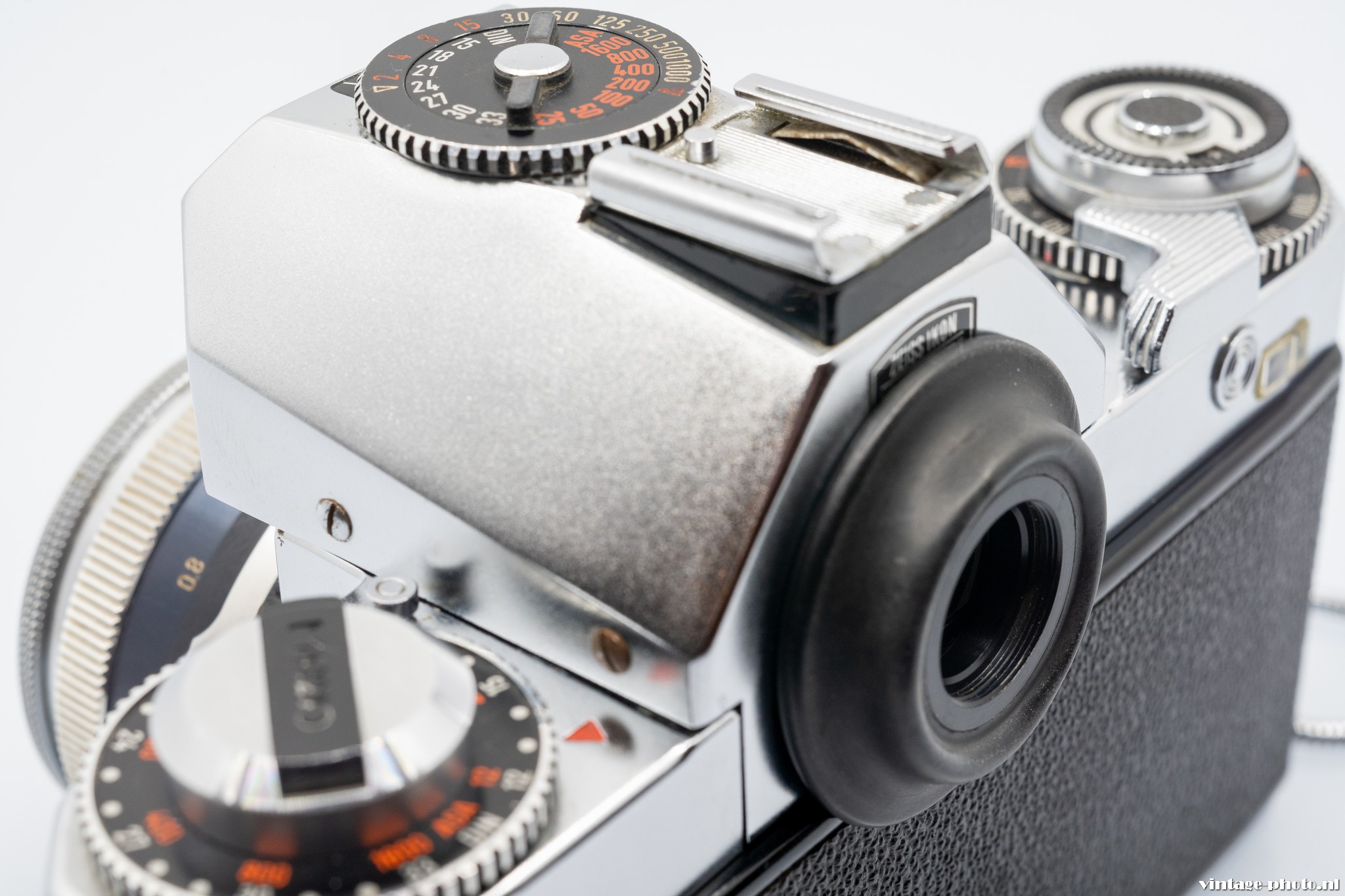 Icarex 35: the marriage of Zeiss-Ikon and Voigtlander - Vintage-photo