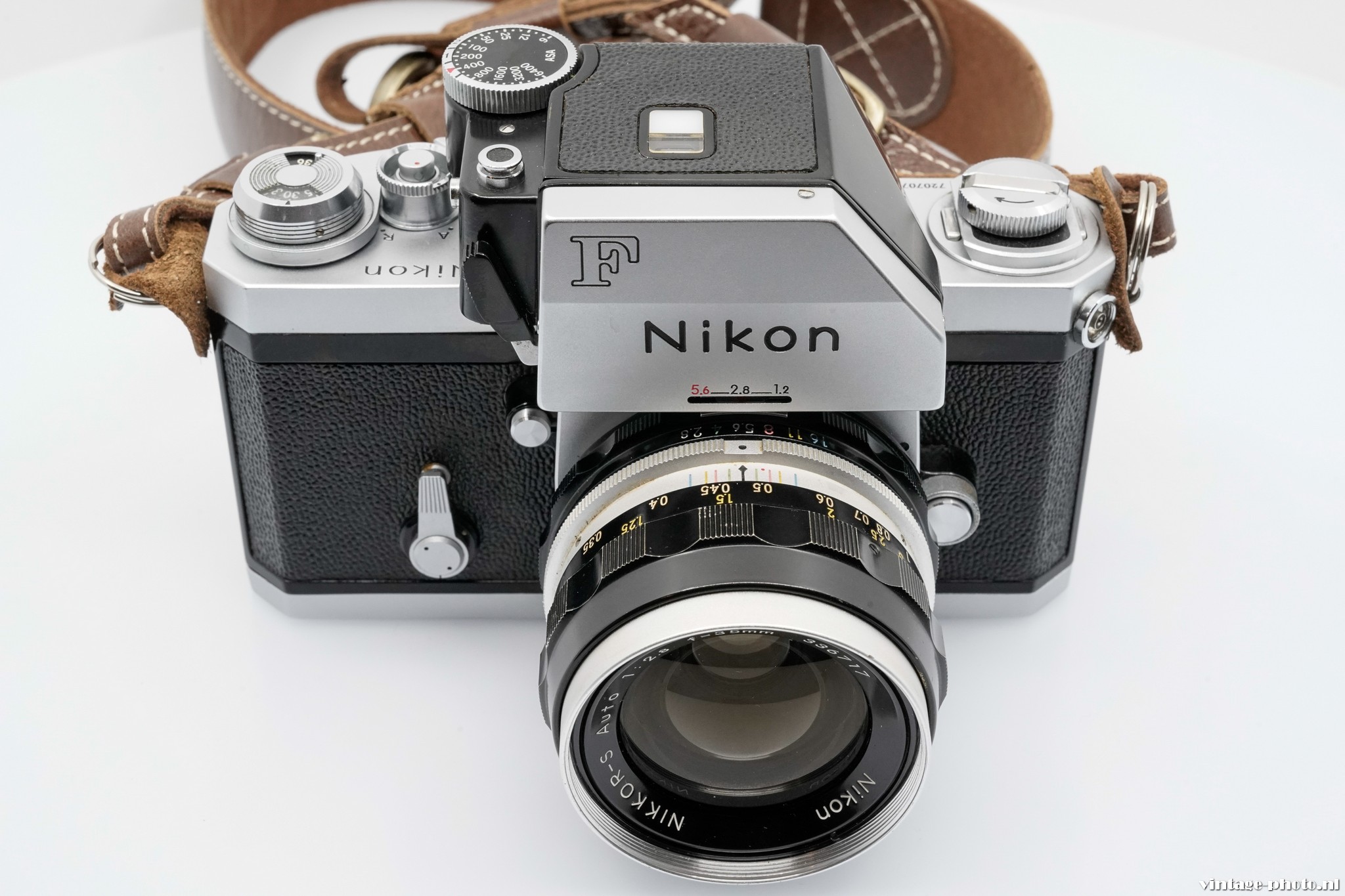 The day the world stood still: Nikon F - Vintage-photo